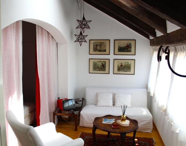 Romantik, Charming House Trieste Extérieur photo